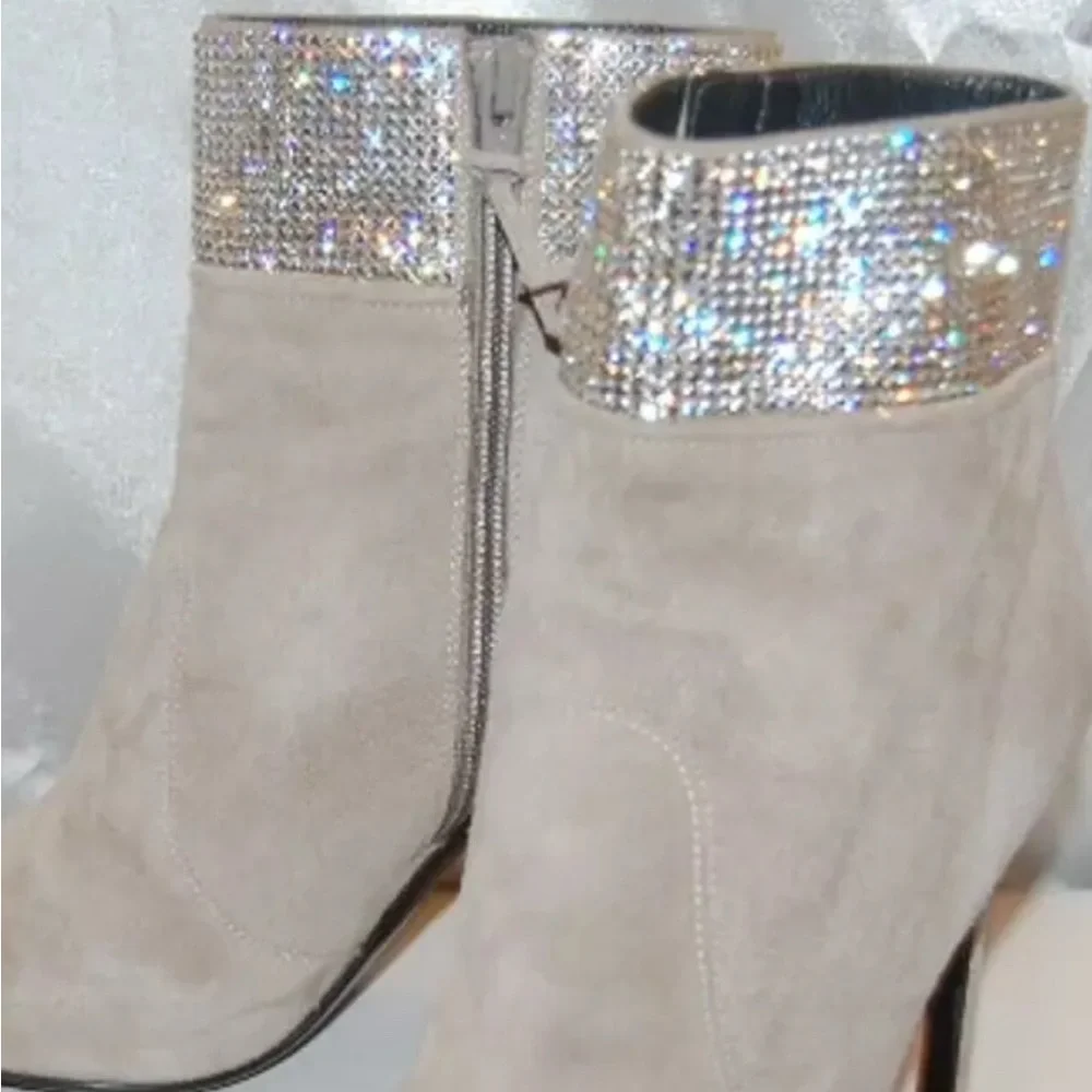 Stuart Weitzman  Highbeams Light Gray Suede crystal Ankle boots booties